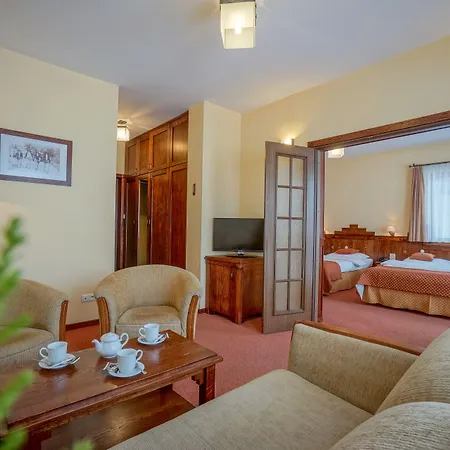 Redyk Ski&relax 酒店 3*